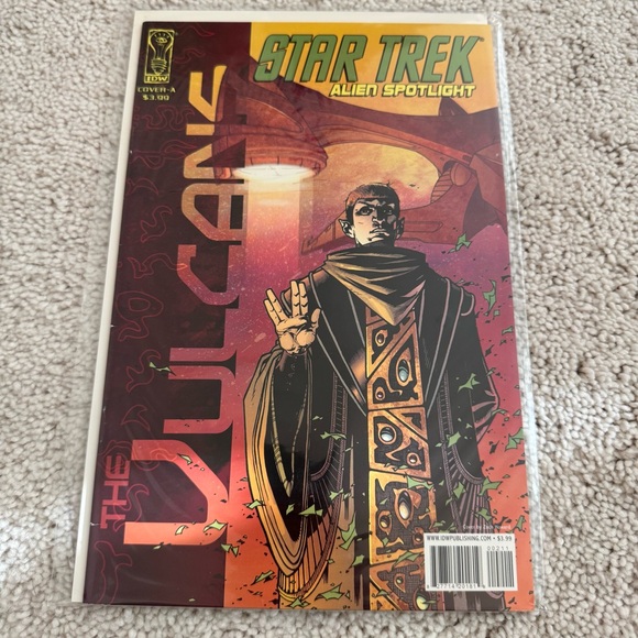 Star Trek Alien Spotlight Comic Collection - Borg, Vulcan, Klingons, Q, Romulans - Picture 8 of 10